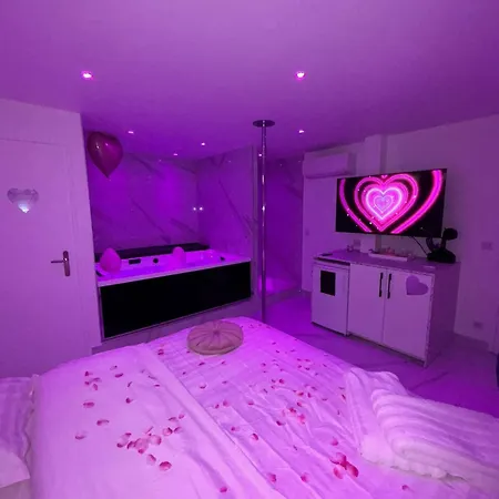 Pinkroom06